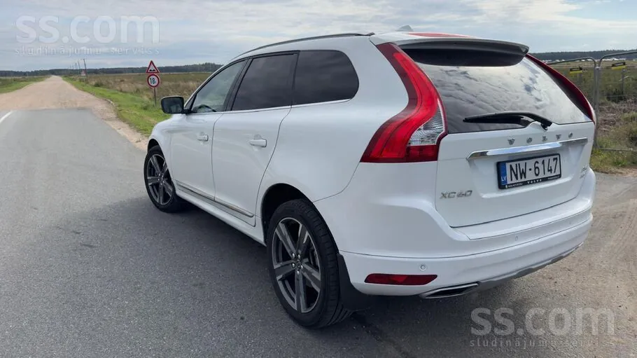 Volvo Xc60 2016 photo 3