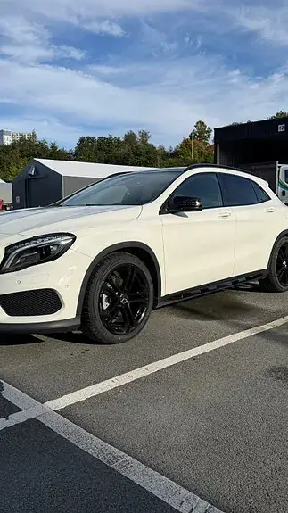 Mercedes-Benz Gla 2015 photo 2