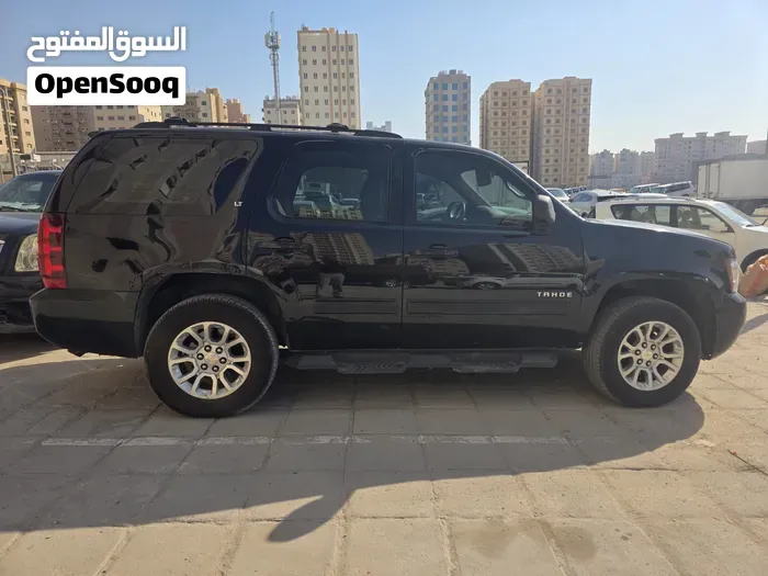 Chevrolet Tahoe 2014 photo 2