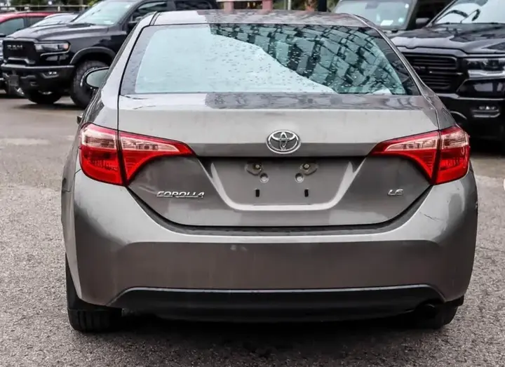 Toyota Corolla 2017 photo 2