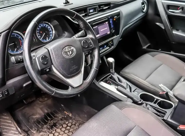 Toyota Corolla 2017 photo 3