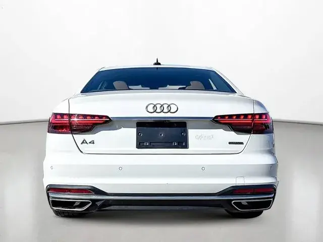 Audi A4 2023 photo 5