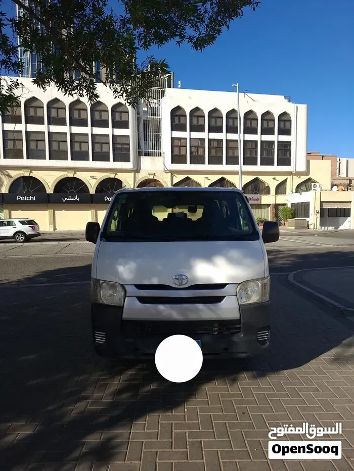 Toyota Hiace 2000 photo 4