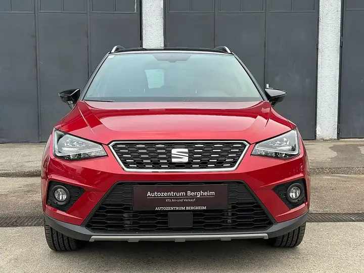 Seat Arona 2019 photo 2