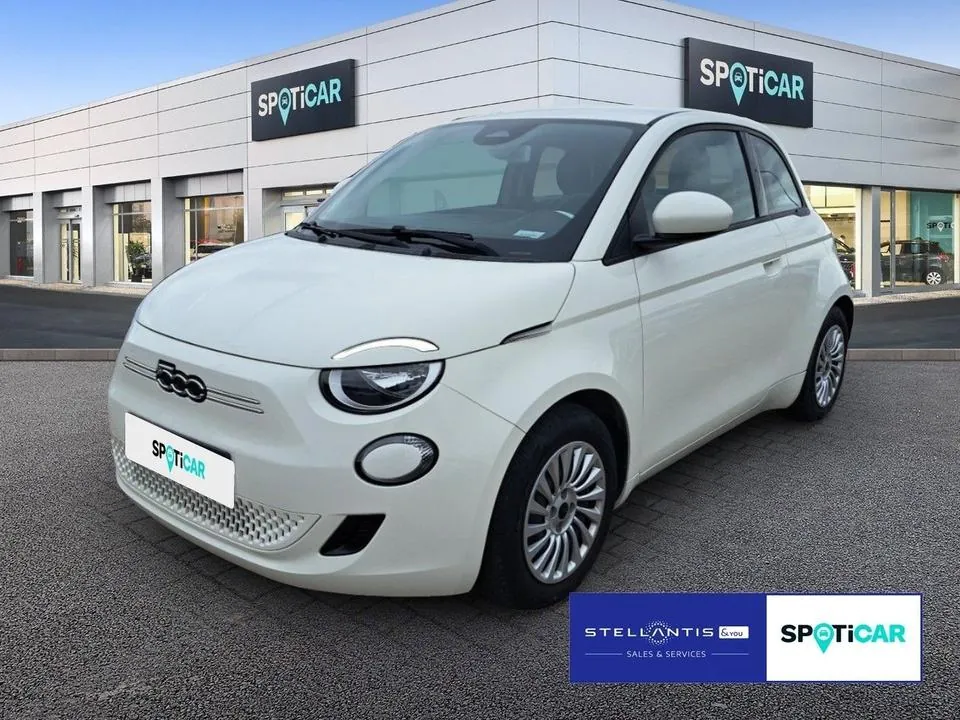 Fiat 500E
