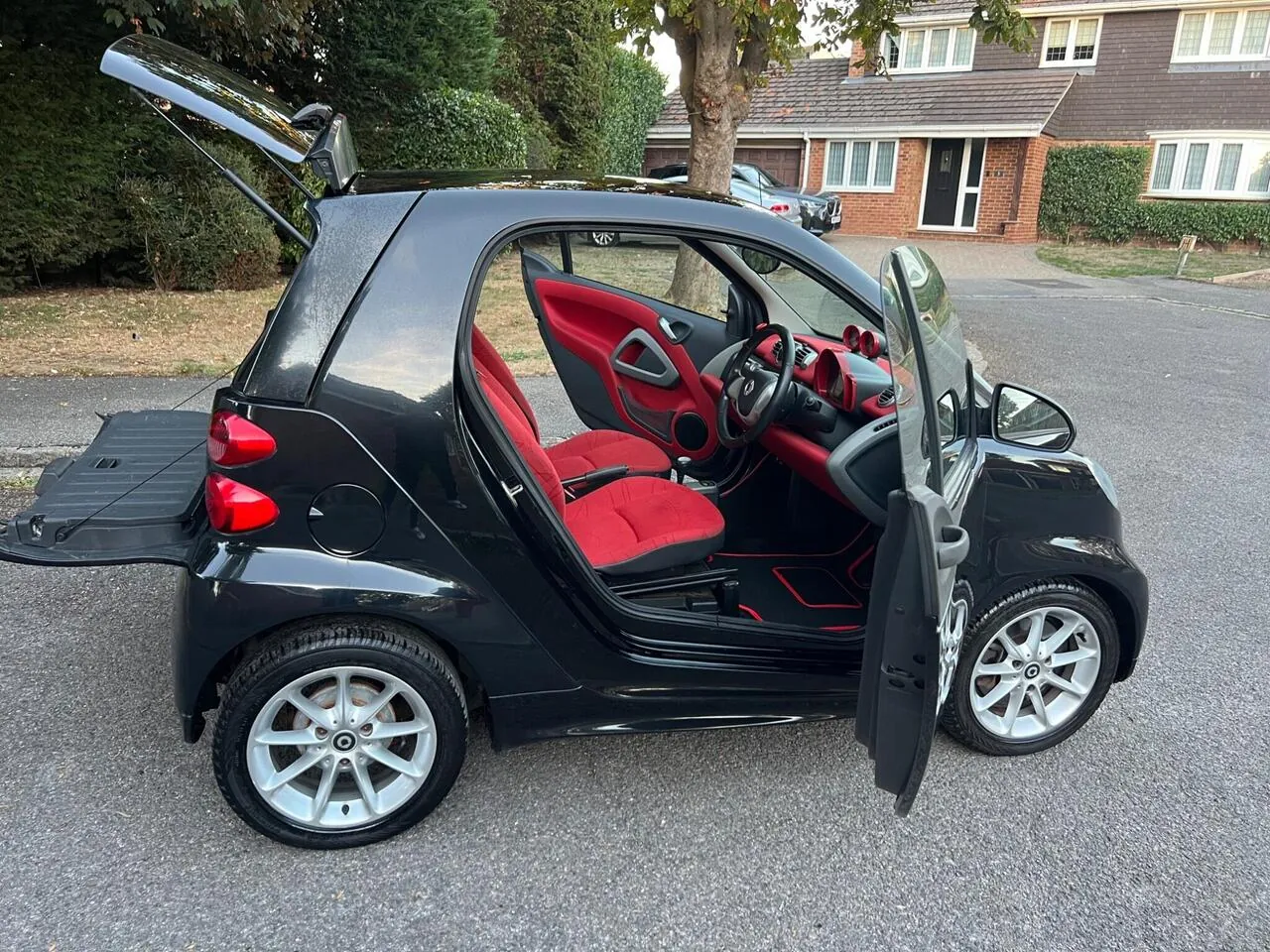 Smart Fortwo 2012 photo 2