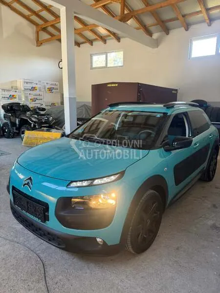 Citroen C4 Cactus 2015 photo 2