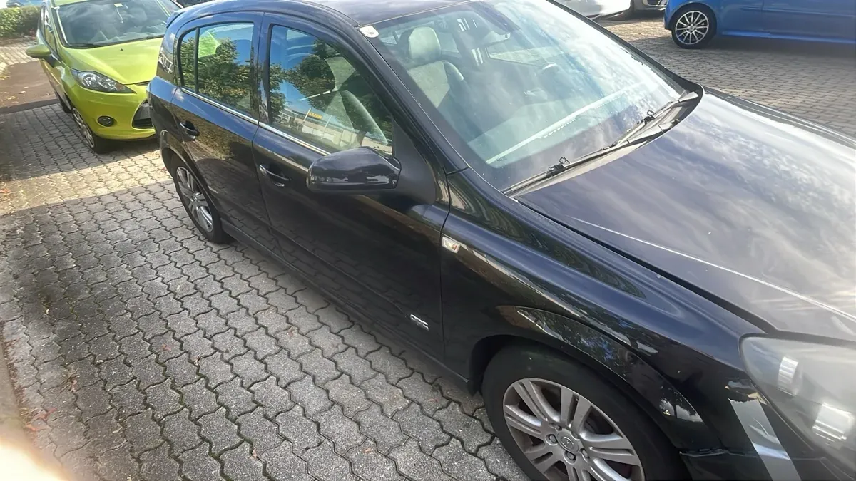 Opel Astra 2009 photo 3