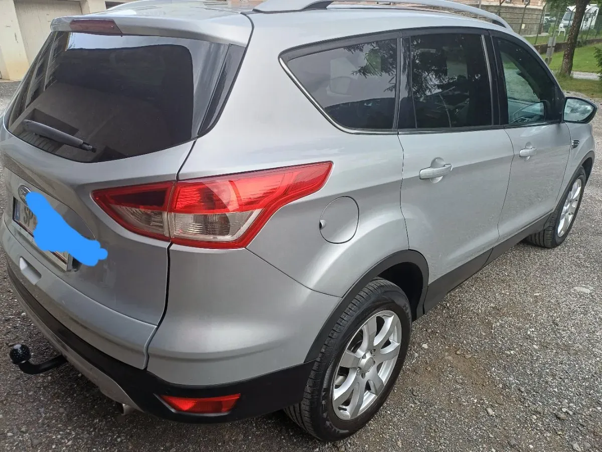 Ford Kuga 2015 photo 2