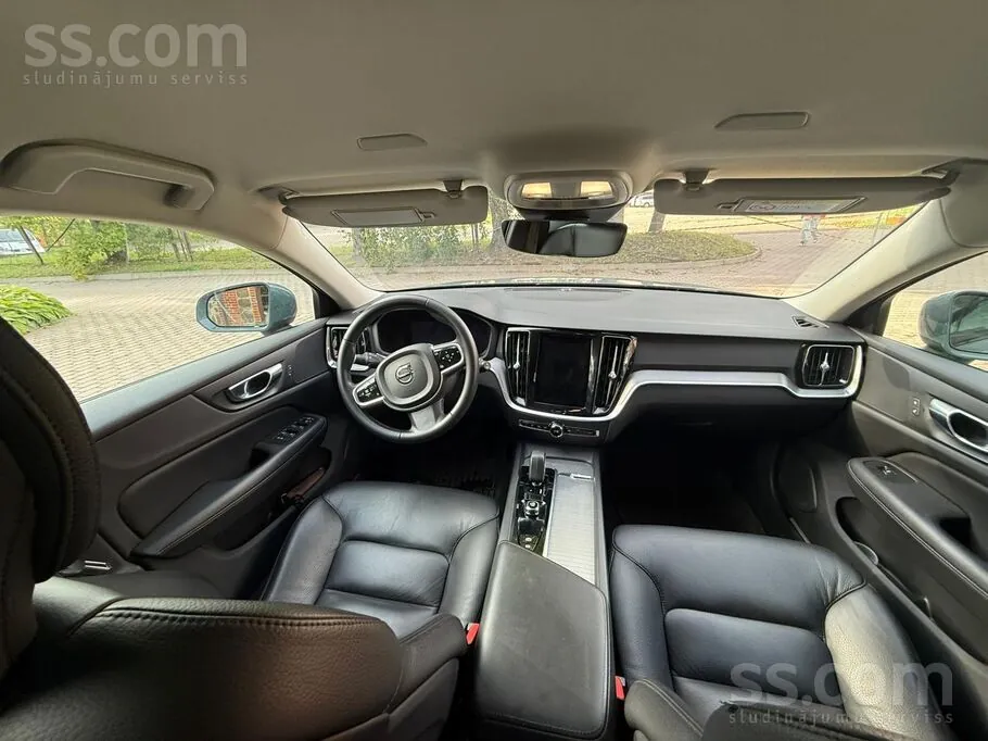 Volvo V60 2022 photo 5