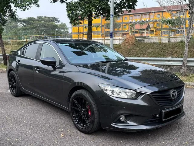 Mazda 6