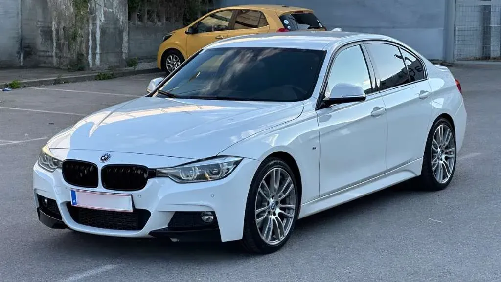 BMW 3 Series 2017 photo 2