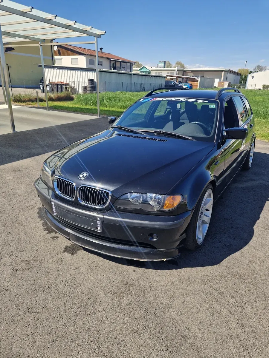 BMW 3 Series 2002 photo 2