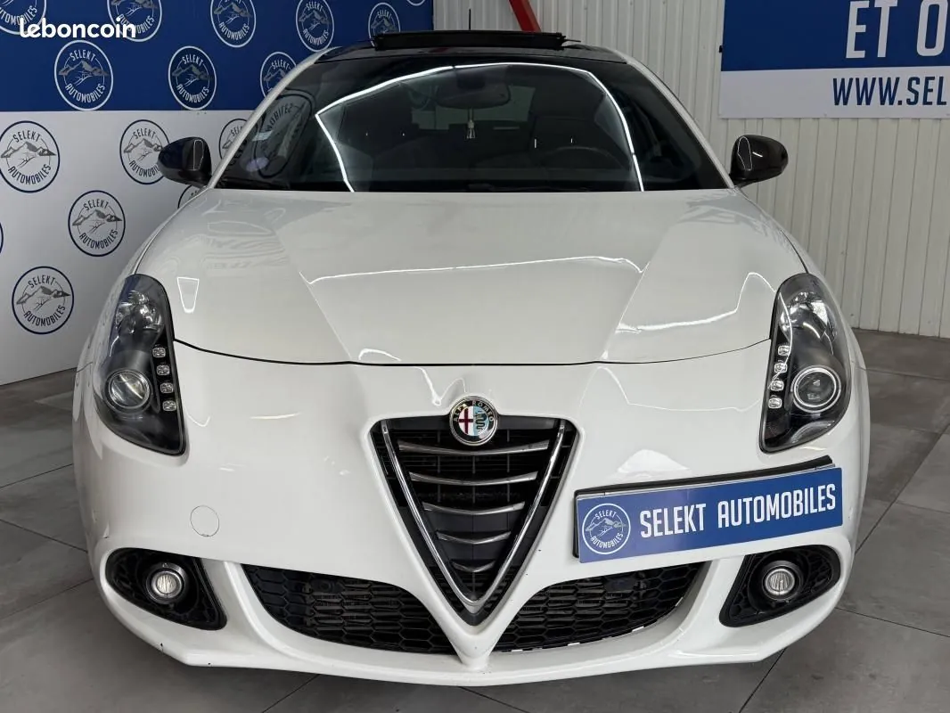 Alfa Romeo Giulietta 2015 photo 5