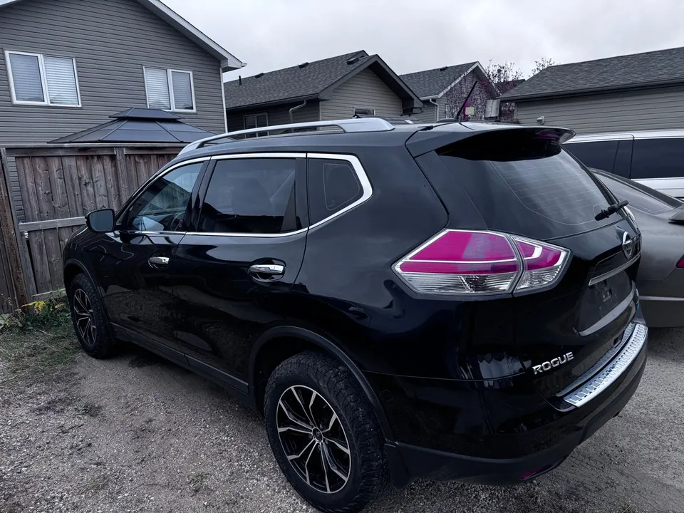 Nissan Rogue 2015 photo 3