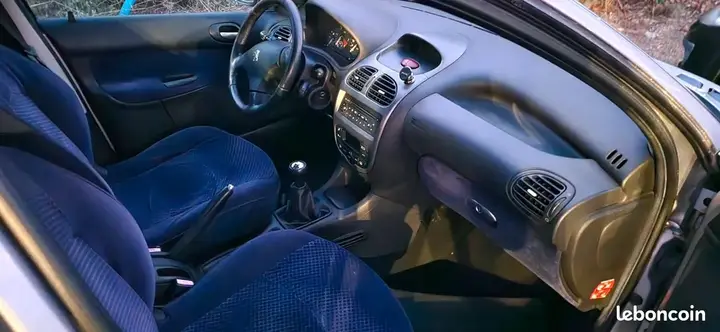 Peugeot 206 2005 photo 2