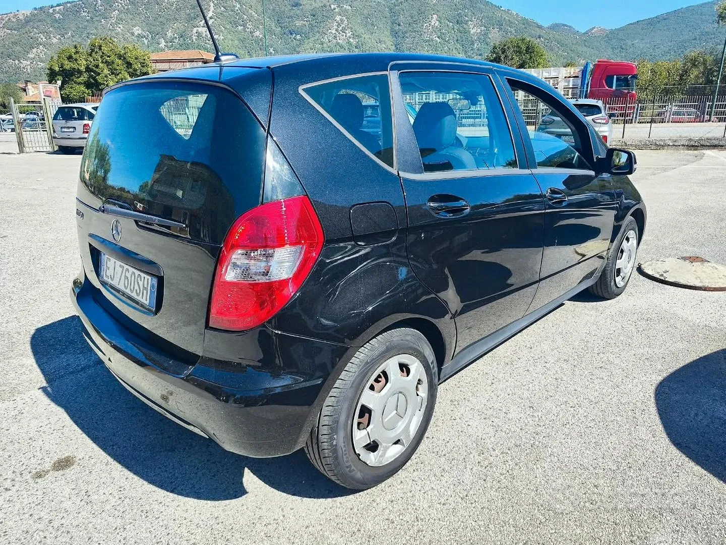 Mercedes-Benz A160 2011 photo 4