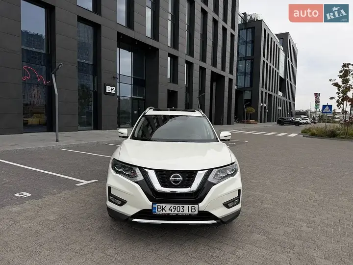 Nissan Rogue 2018 photo 4