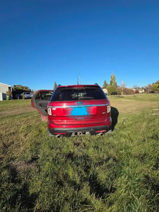 Ford Explorer 2015 photo 3