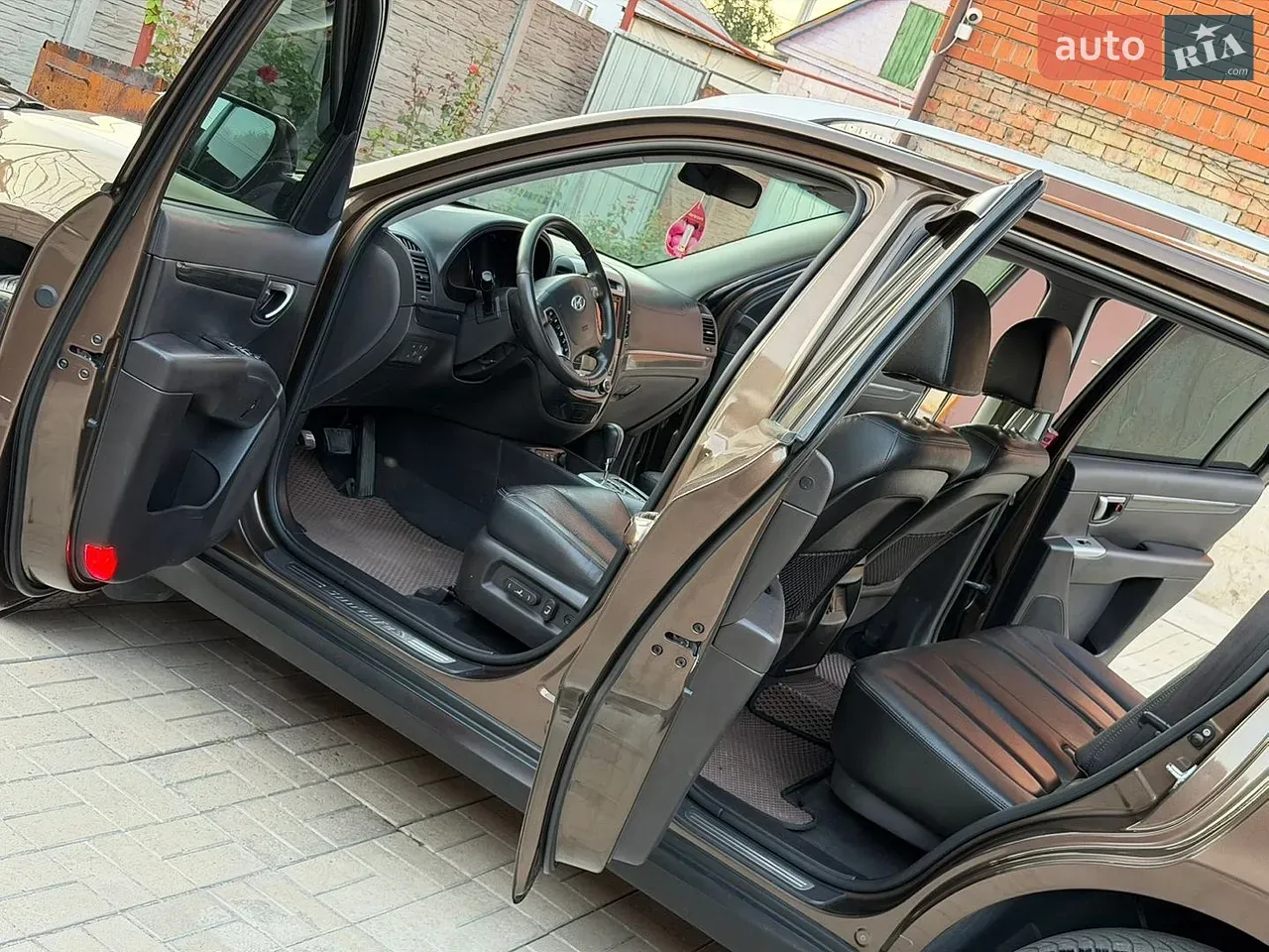 Hyundai Santa Fe 2010 photo 5