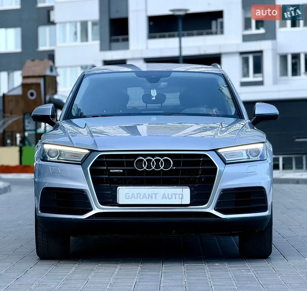 Audi Q5 2017 photo 2