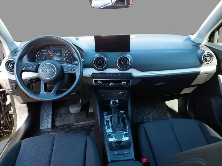 Audi Q2 2023 photo 3