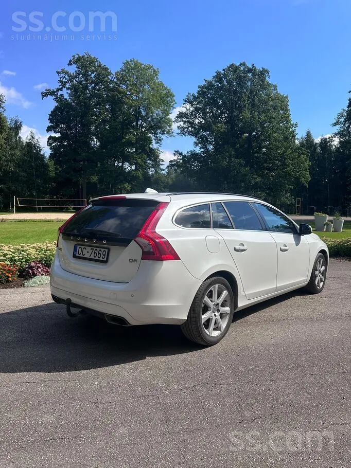 Volvo V60 2016 photo 5