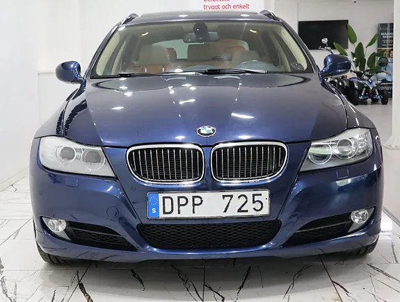 BMW 330I 2010 photo 2
