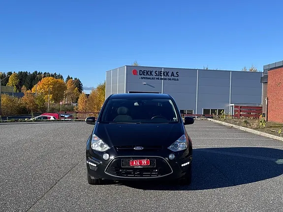 Ford S-Max 2012 photo 2