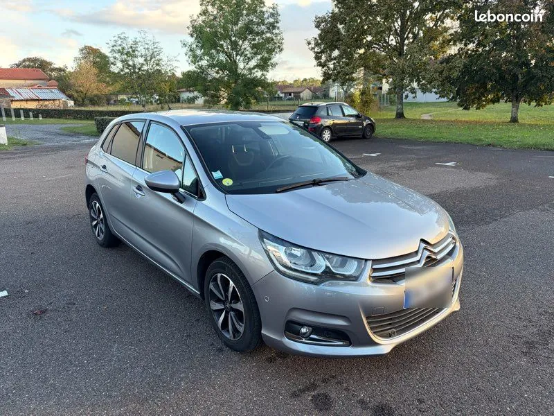 Citroen C4 2018 photo 3