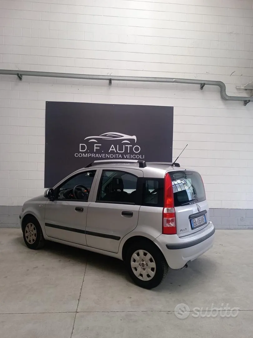 Fiat Panda 2011 photo 4