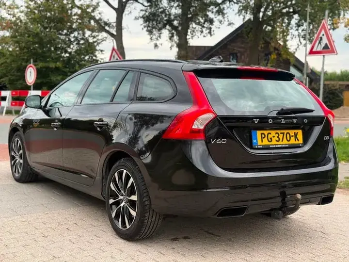 Volvo V60 2016 photo 3