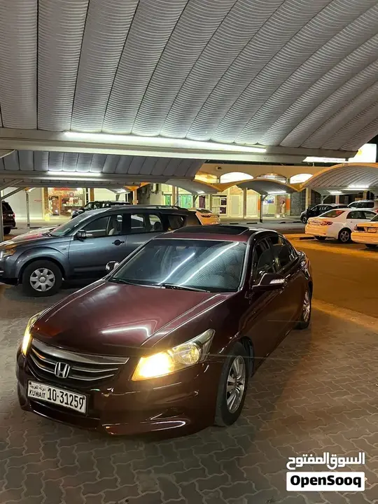 Honda Accord 2011 photo 4