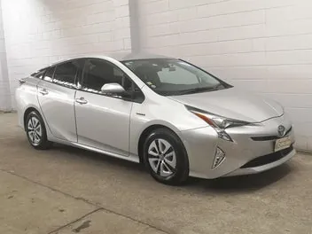 Toyota Prius 2018 photo 2