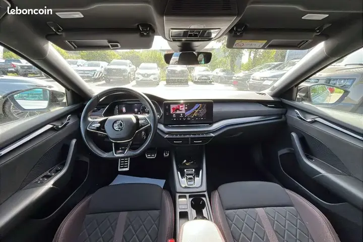 Skoda Octavia 2021 photo 3