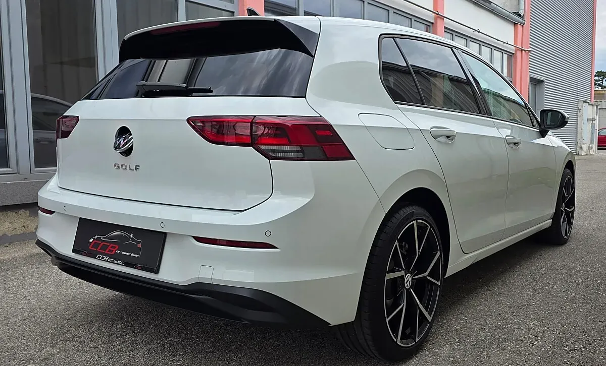 Volkswagen Golf 2021 photo 3