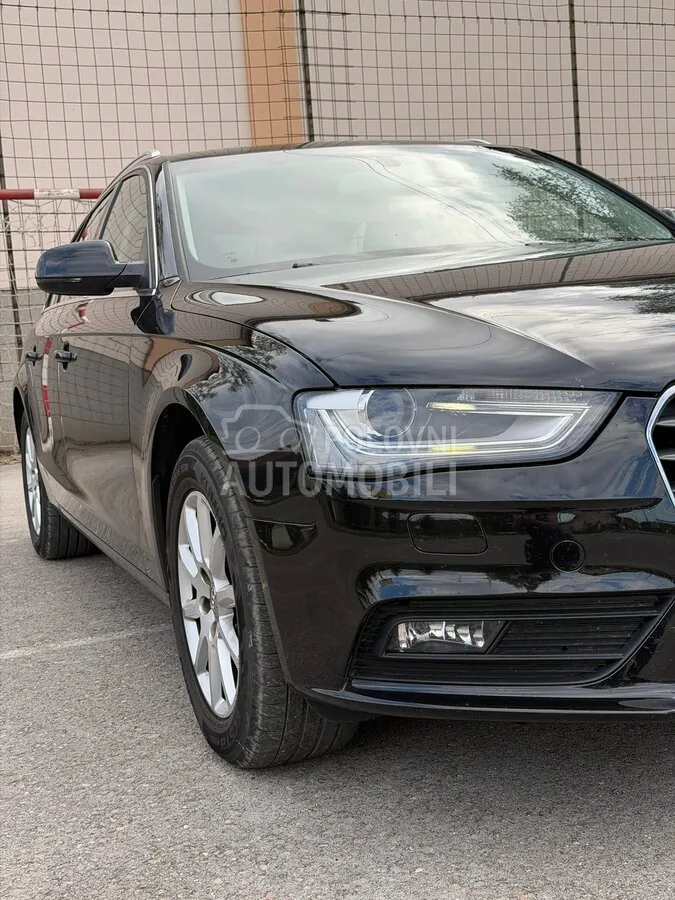 Audi A4 2013 photo 3