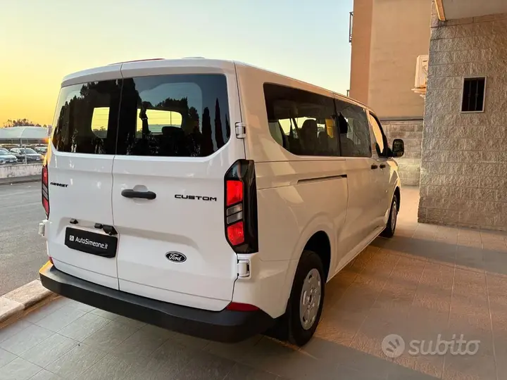 Ford Transit Custom 2024 photo 5