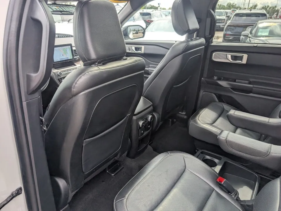 Ford Explorer 2020 photo 3