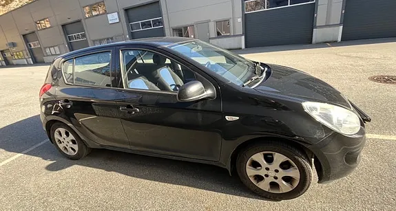 Hyundai I20
