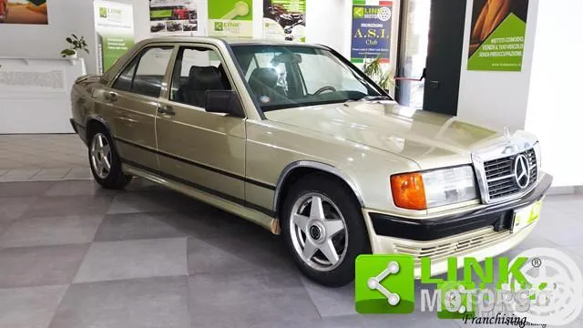 Mercedes-Benz 190 1985 photo 3