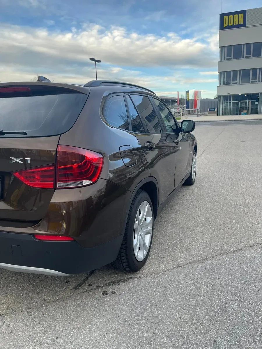 BMW X1 2011 photo 3