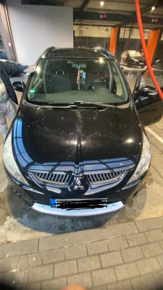 Mitsubishi Grandis