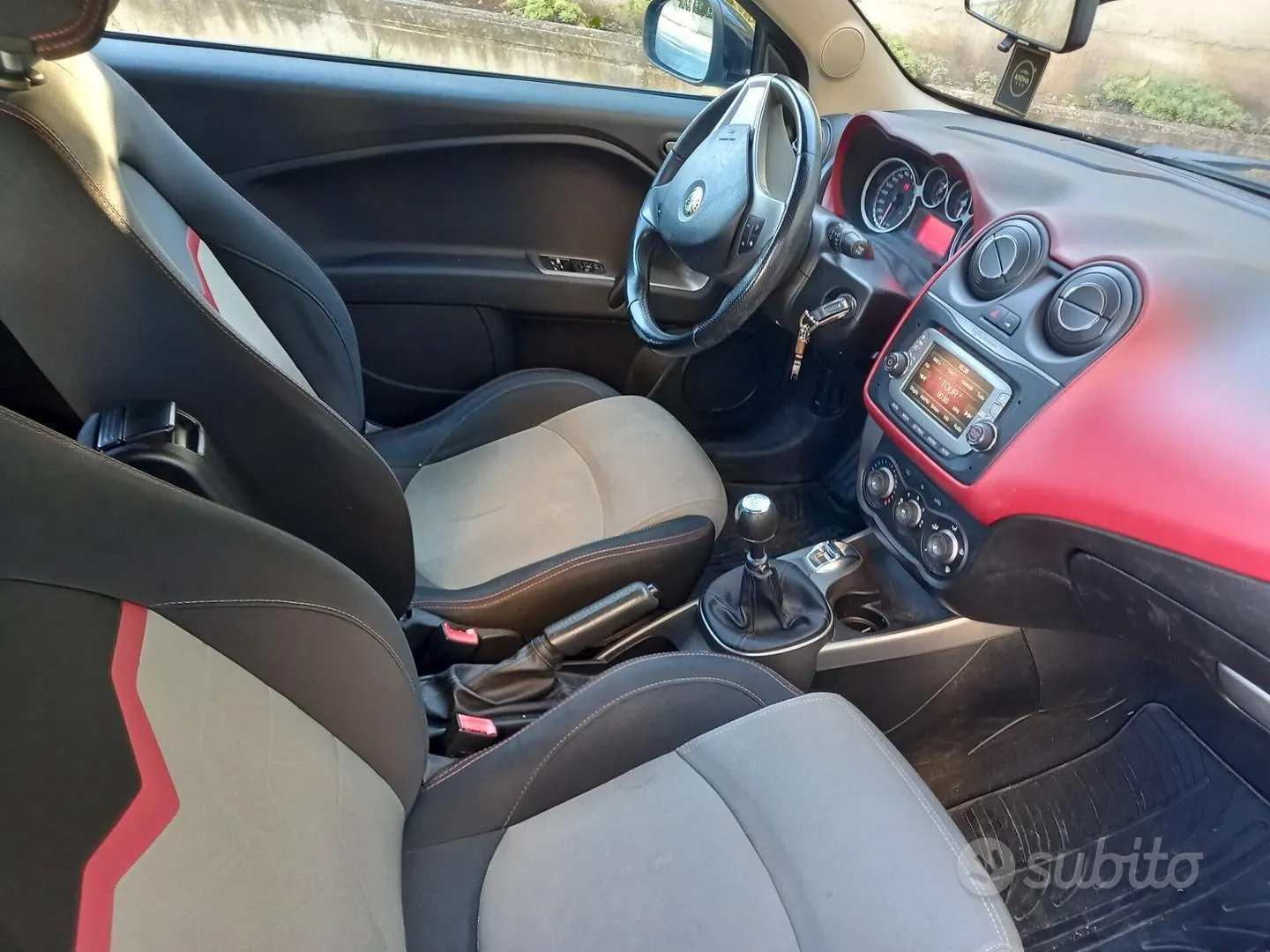 Alfa Romeo Mito 2013 photo 2