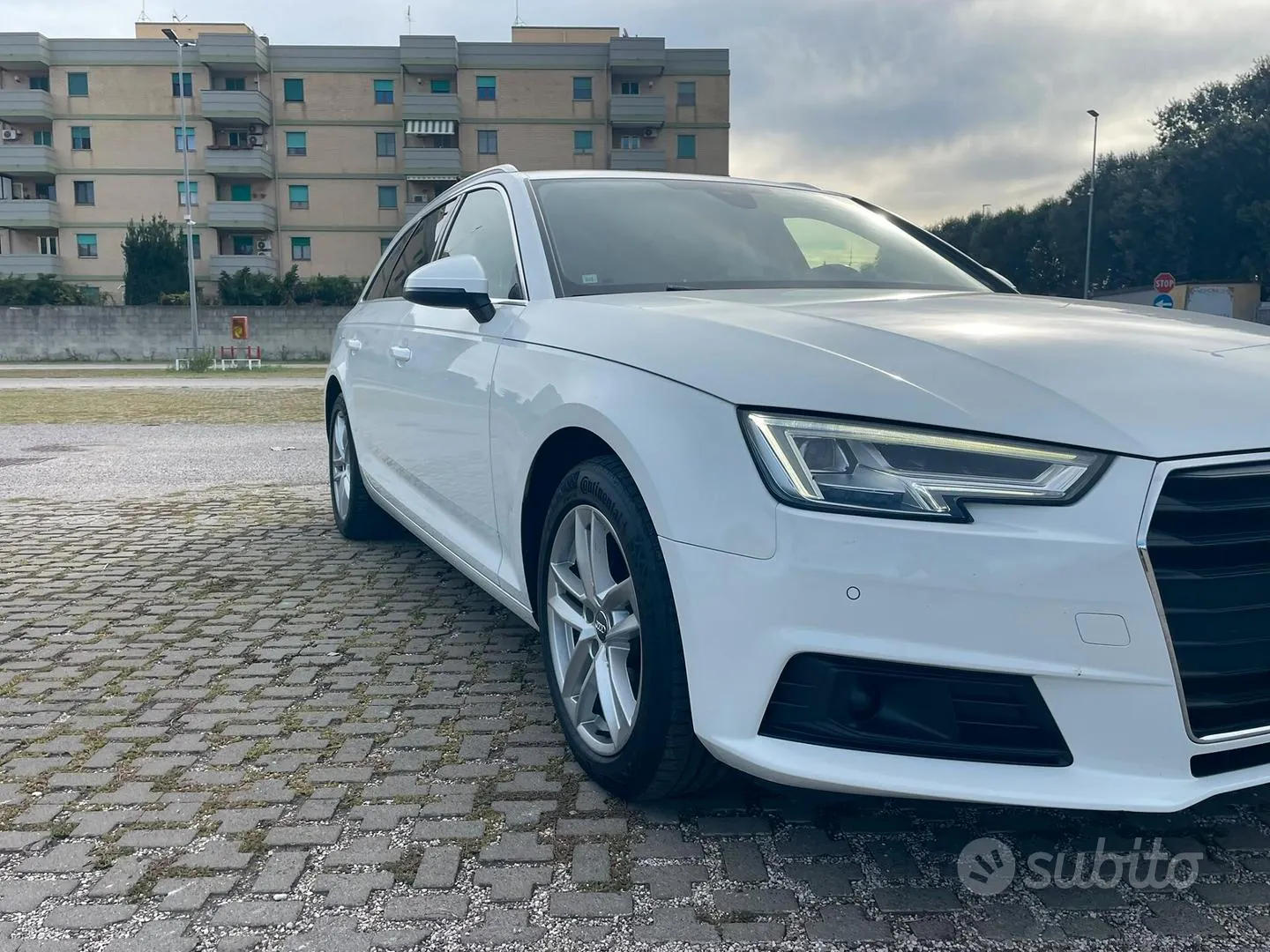 Audi A4 Avant 2019 photo 3