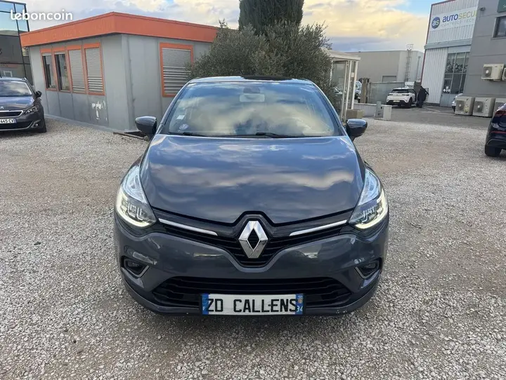 Renault Clio 2018 photo 3