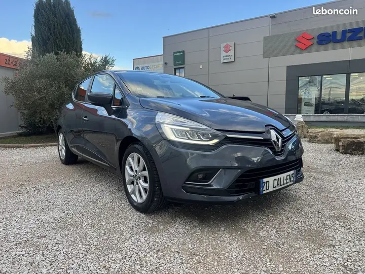 Renault Clio 2018 photo 2