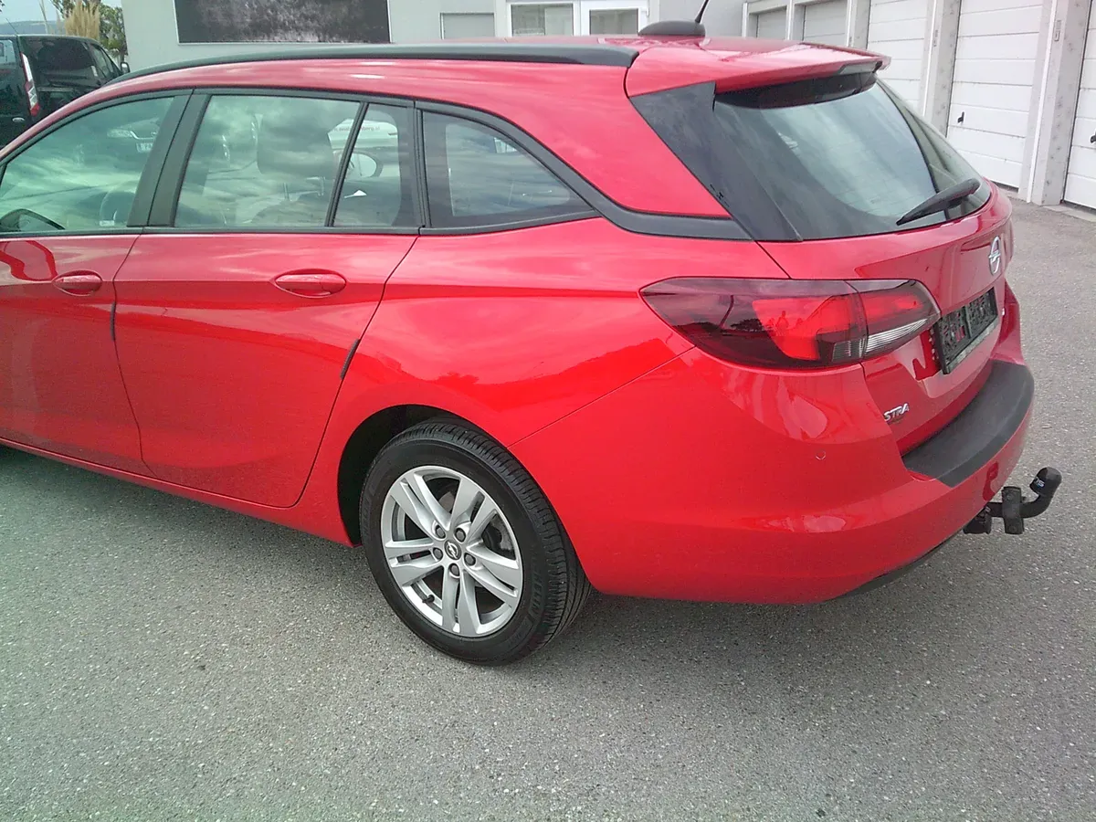 Opel Astra 2017 photo 3