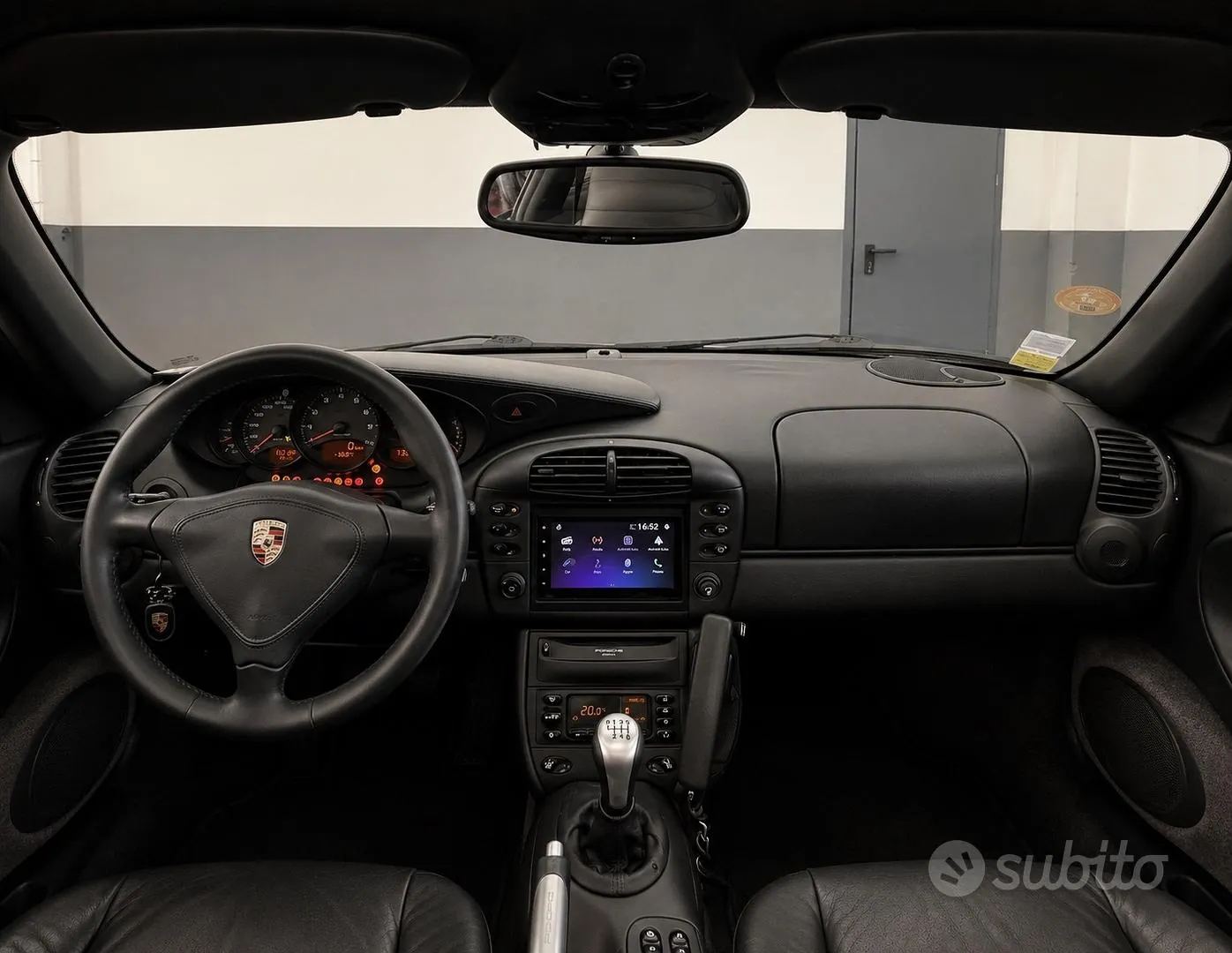 Porsche 911 2001 photo 2