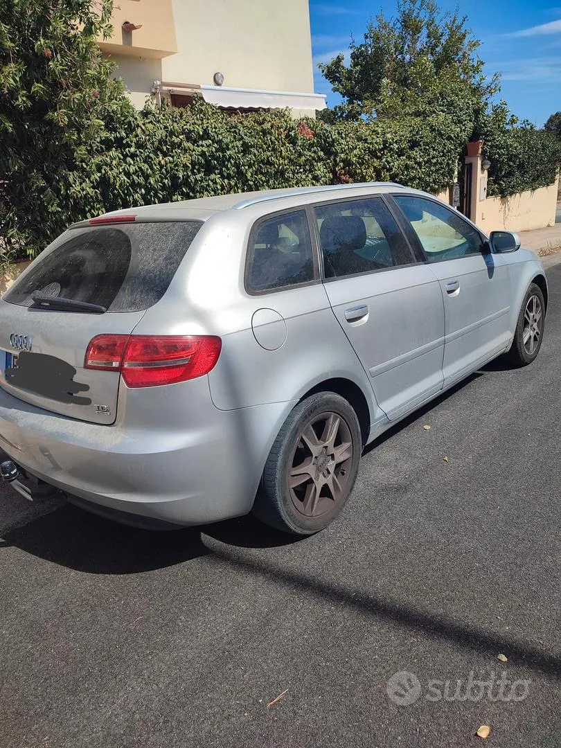 Audi A3 2011 photo 2